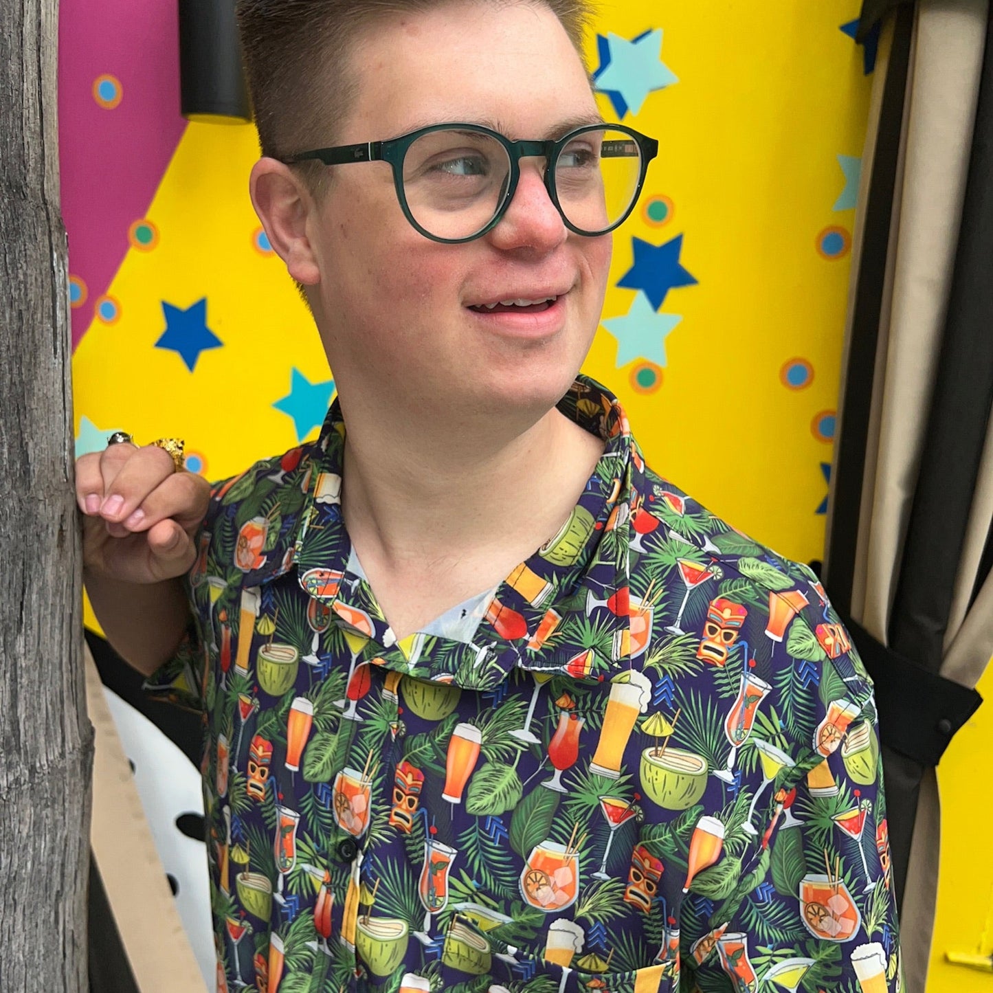 21 Pineapples "Martini & Beer Glass" Button Up