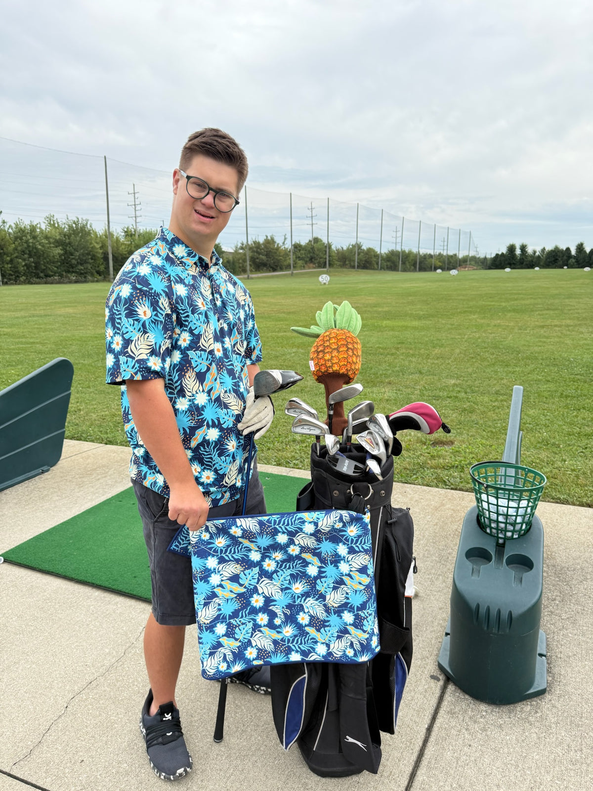 Palm & Bloom Golf Towel