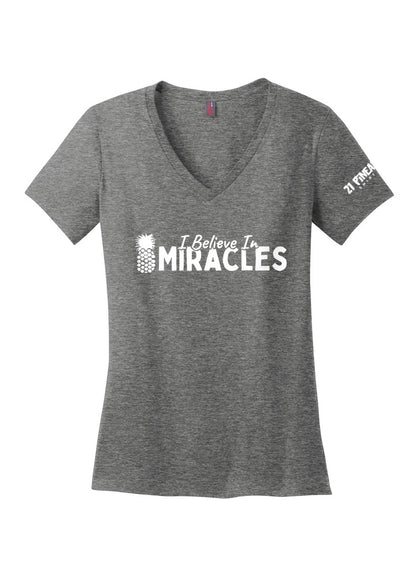 I Believe In Miracles  Women's V-Neck Tee